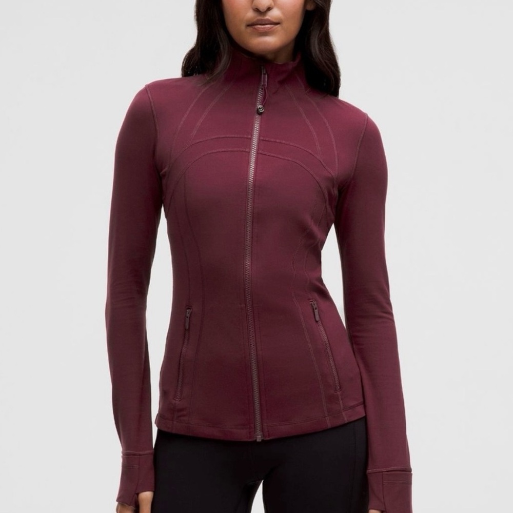 Lululemon full length Garnet Define Jacket size 6